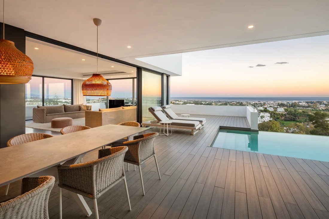 Villa in La Quinta, Benahavis, Andalusia 1 - 17923213