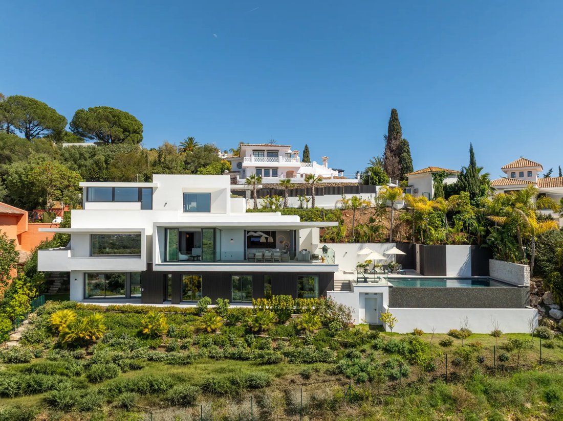 Villa in Marbella, Andalusia, Spain 1 - 17922138