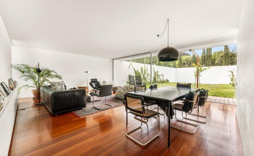 House in Lumiar, Lisbon, Portugal 1