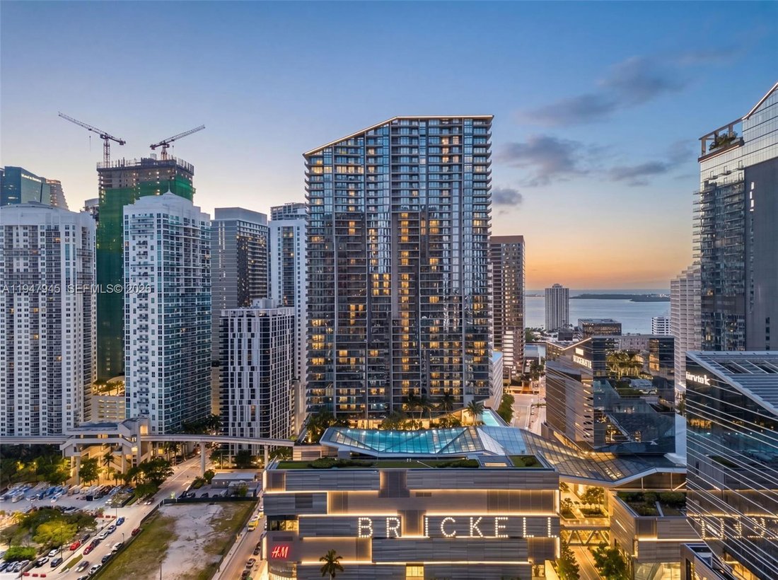 Condo in Miami, Florida, United States 1 - 17203018