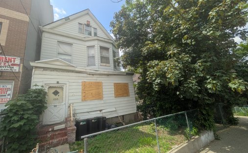House in New York, New York, United States 1