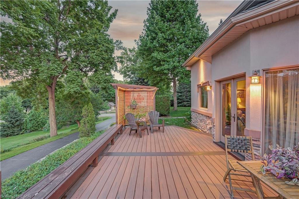 House in Hamilton, Ontario, Canada 5 - 17922881