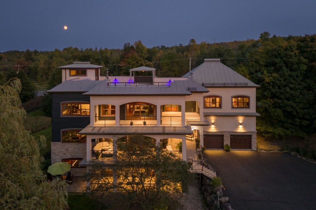 House in Levis, Quebec, Canada 4 - 16305929