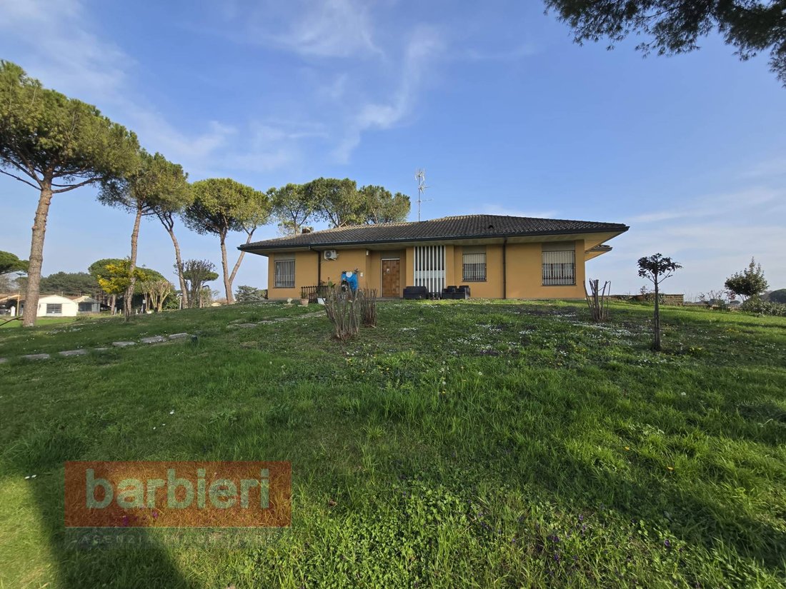 Villa in Castle of Castiglione - Inferno Villa - Montaletto, Cervia, Emilia-Romagna 1 - 17475069