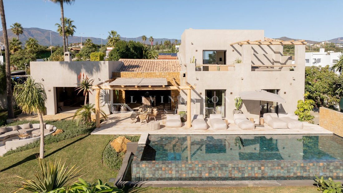 Villa in Estepona, Andalusia, Spain 1 - 17920461