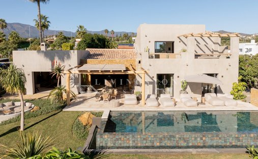 Villa à Estepona, Andalousie, Espagne 1