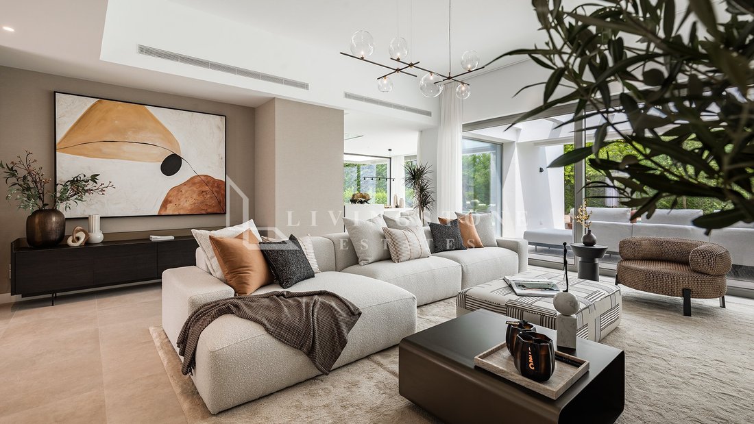 Villa in Estepona, Andalusia, Spain 2 - 17920354