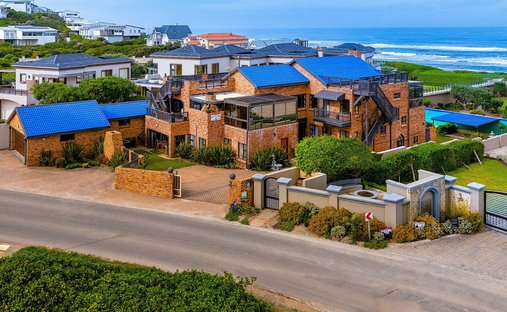 House in Sedgefield, Western Cape, South Africa 1