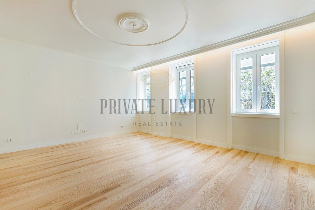 Apartment in Avenidas Novas, Lisbon, Portugal 1 - 17054037