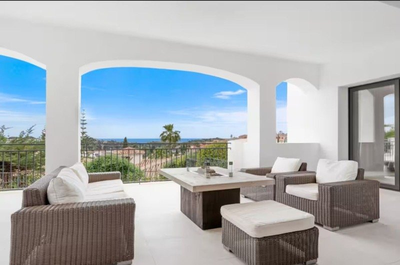 Villa in Benahavis, Andalusia, Spain 2 - 17923439