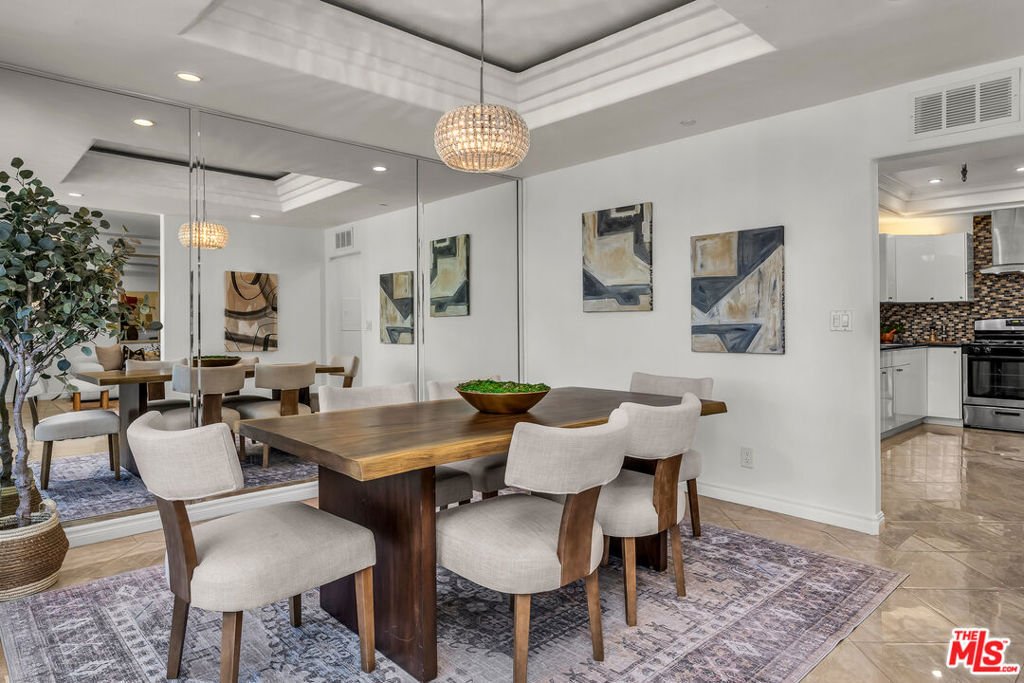 Condo in Beverly Hills, California, United States 4 - 17865038