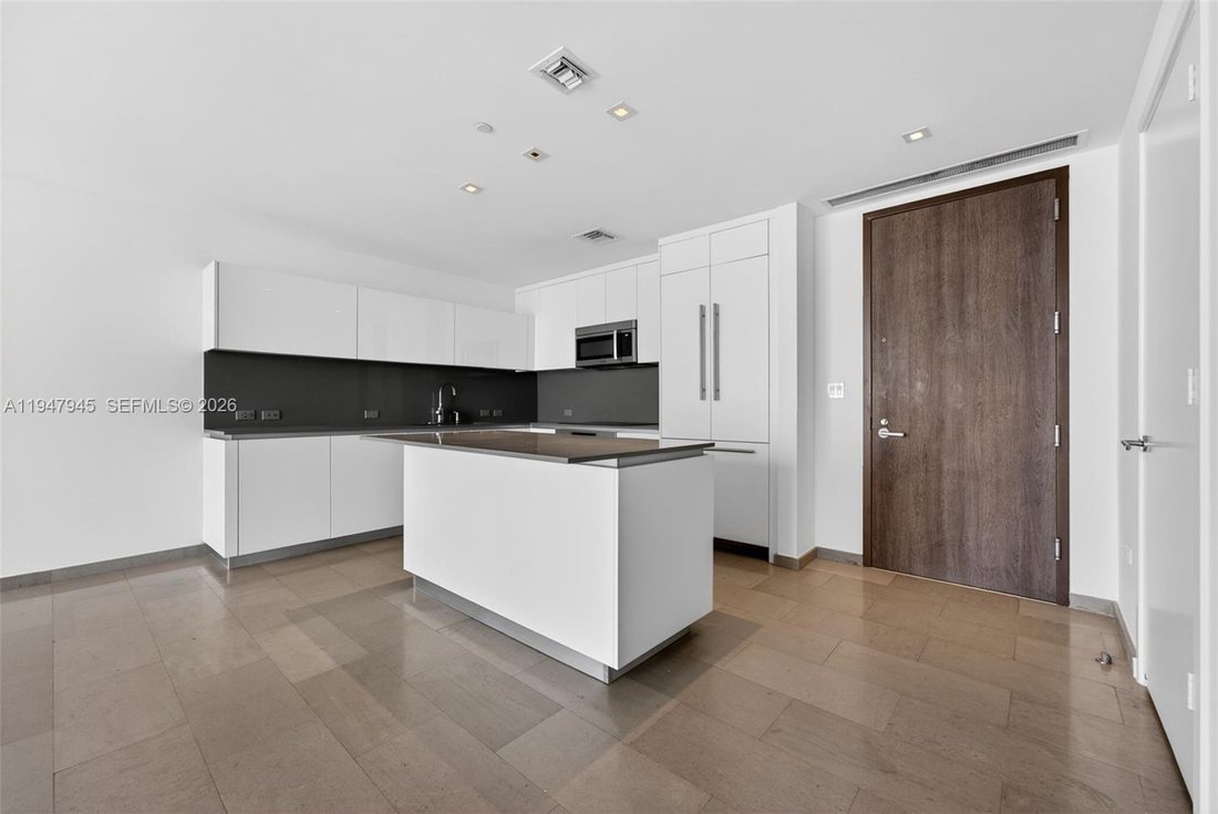 Condo in Miami, Florida, United States 2 - 17203018