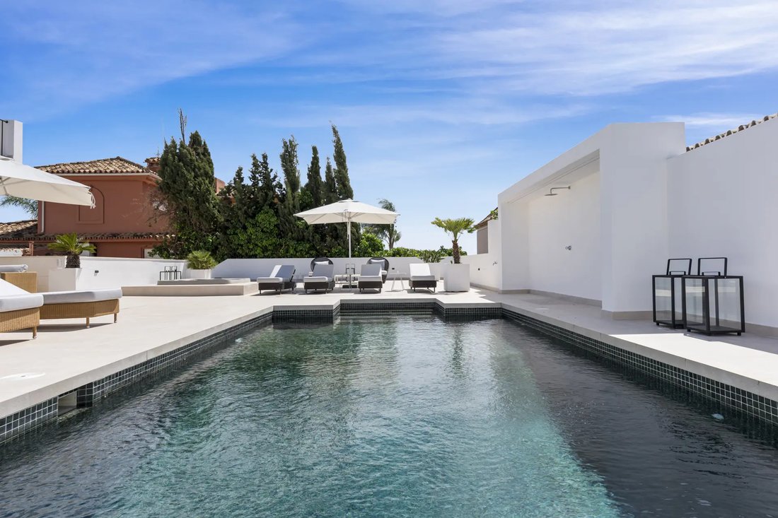 Villa in Marbella, Andalusia, Spain 3 - 17922337