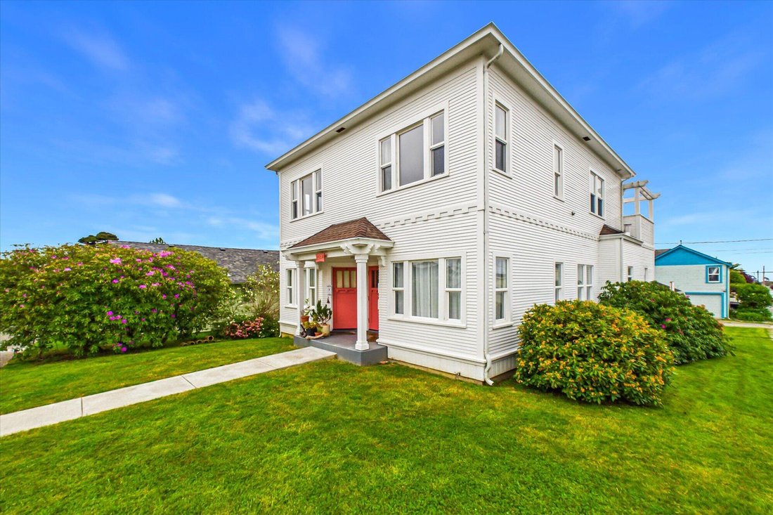Eureka, California, United States 3 - 17919422