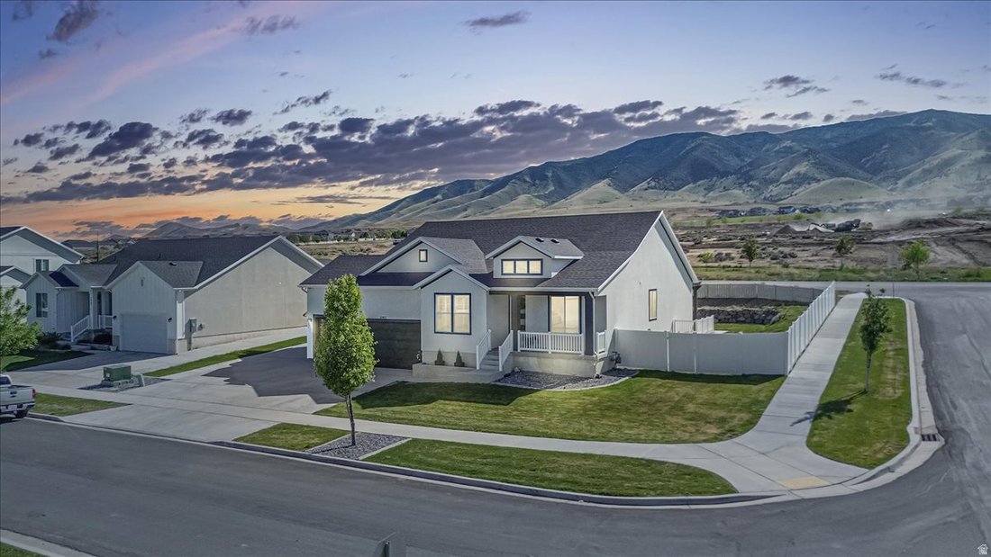 House in Saratoga Springs, Utah, United States 1 - 17921148