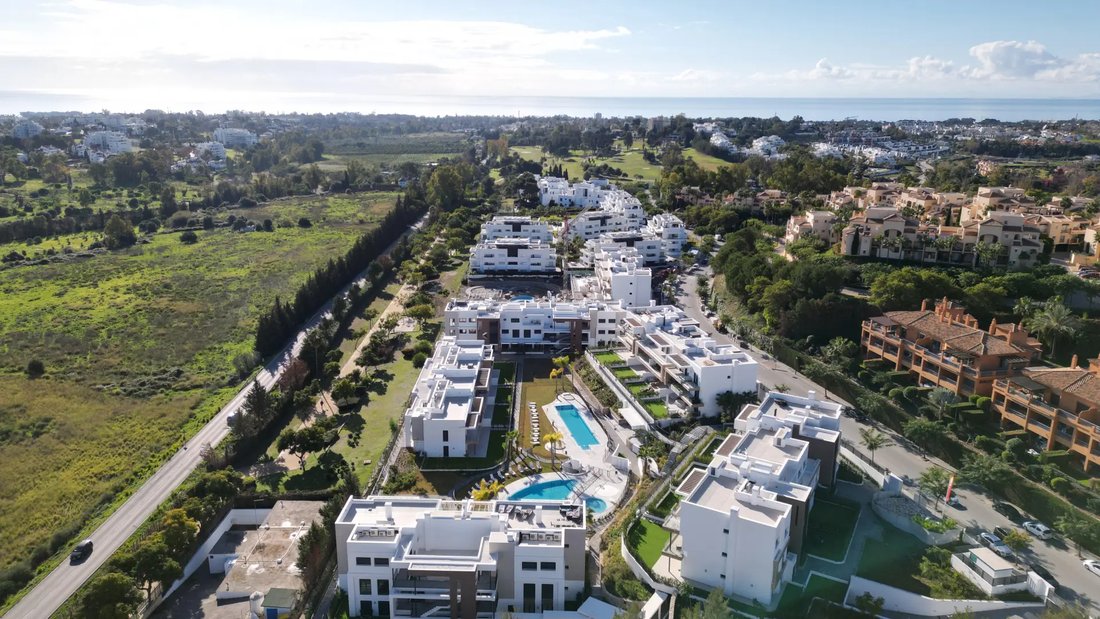 Penthouse in Atalaya-Isdabe, Estepona, Andalusia 2 - 17923633