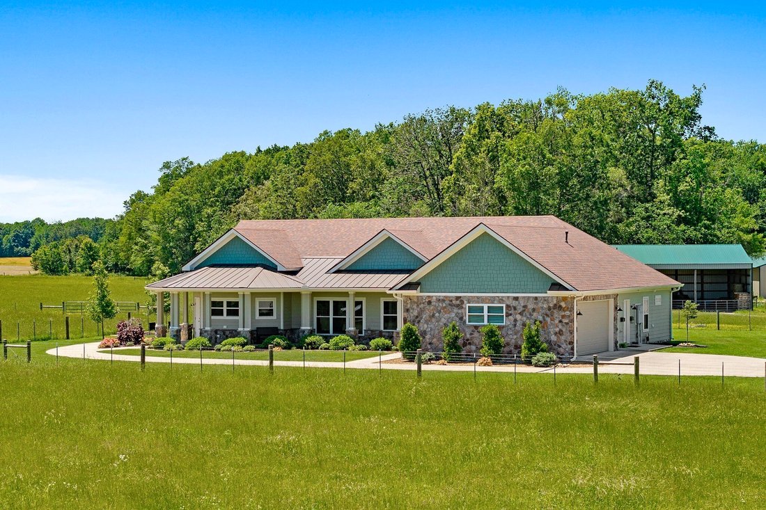 House in Smithville, Tennessee, United States 2 - 17921522