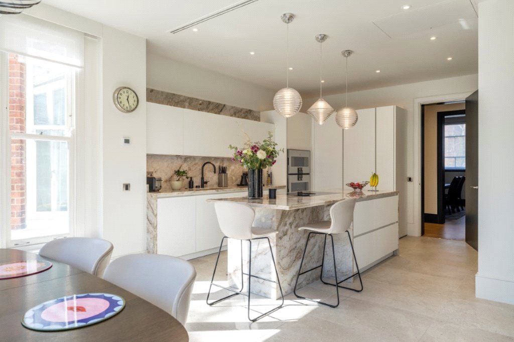 Apartment in Hampstead, Camden, England 5 - 17918427