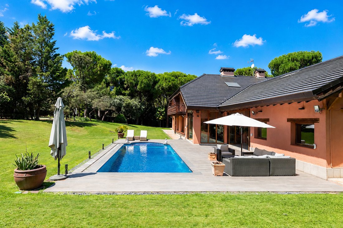 House in Pozuelo de Alarcon, Comunidad de Madrid, Spain 4 - 14871427