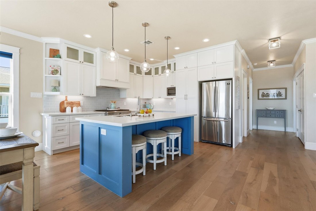 House in Galveston, Texas, United States 2 - 17921691