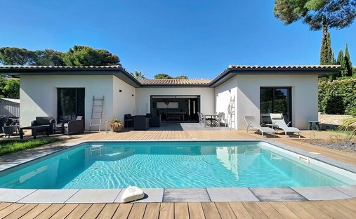 House in Le Dramont-Agay-Anthéor-Le Trayas, Saint-Raphaël, France 1