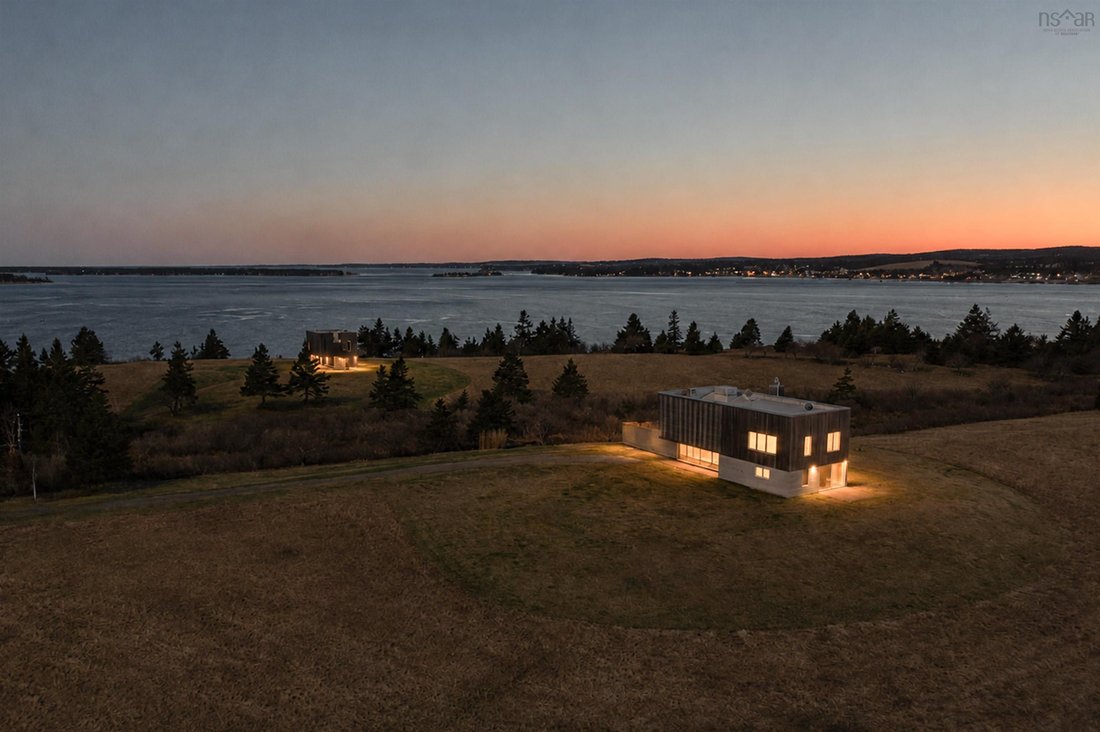 House in Lower LaHave, Nova Scotia, Canada 1 - 17922768
