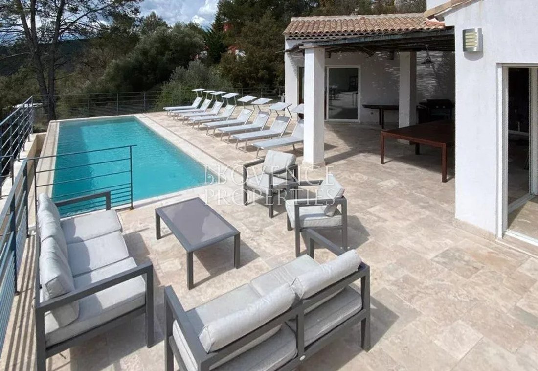 Estate in Cabasse, Provence-Alpes-Côte d'Azur, France 4 - 17918443