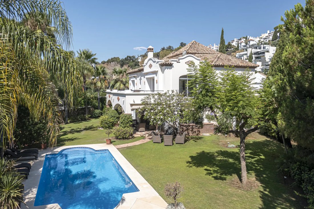 Villa in La Quinta, Benahavis, Andalusia 3 - 17923423