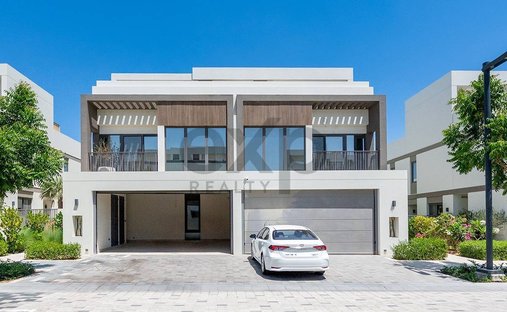 Villa in Dubai, Dubai, United Arab Emirates 1