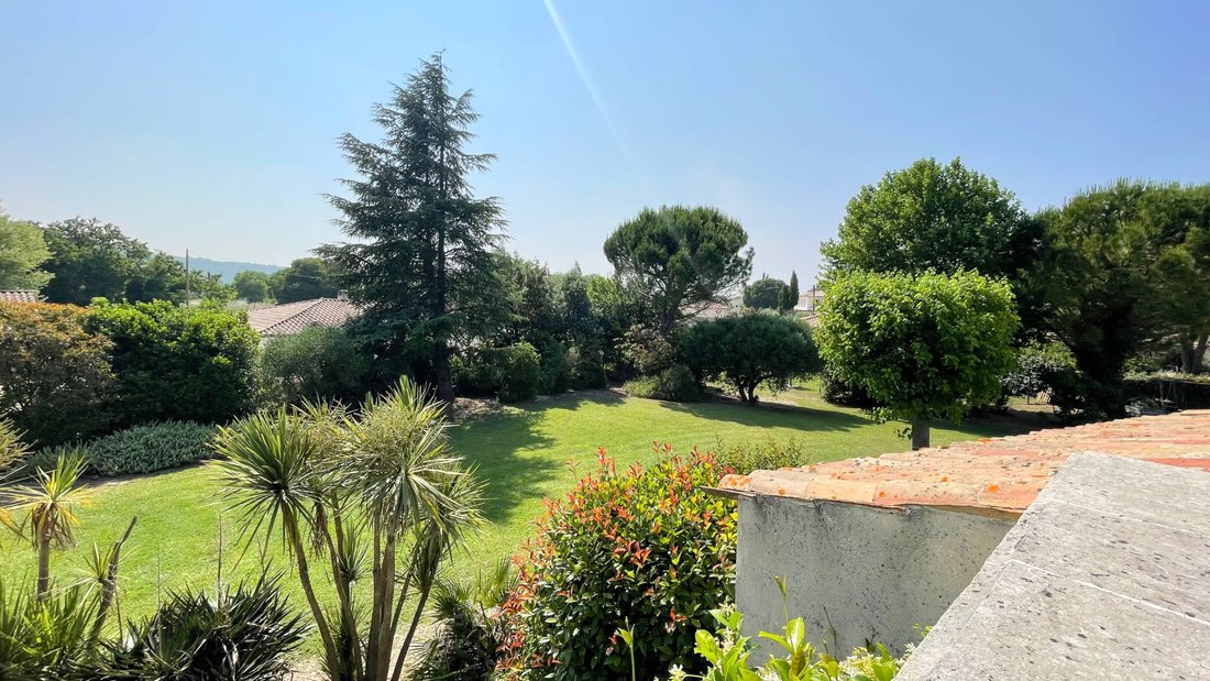 Villa in Uzès, Occitania, France 2 - 17922520