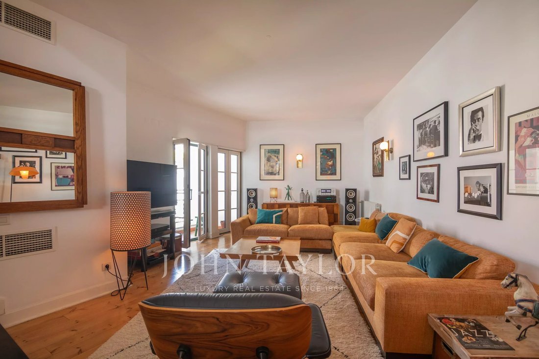 Apartment in Carnide, Lisbon, Portugal 1 - 17916475