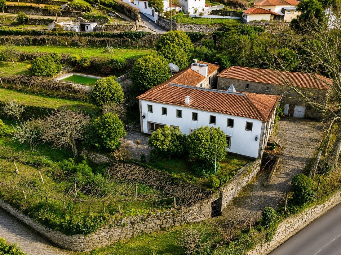 Finca in Sao Tome, Porto District, Portugal 1 - 11876399
