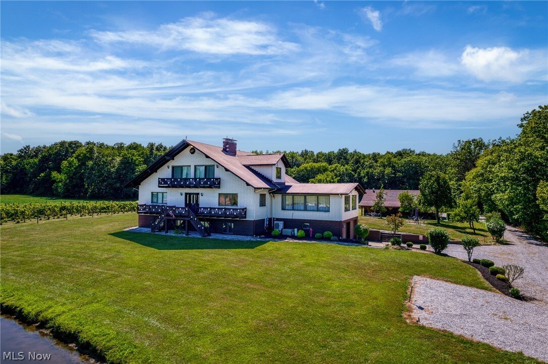 House in Geneva, Ohio, United States 1 - 17916634