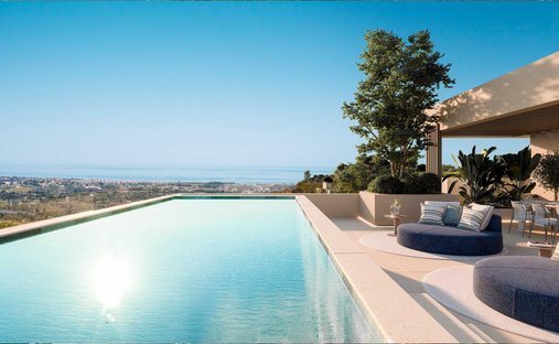 Penthouse in Benahavis, Andalusia, Spain 1