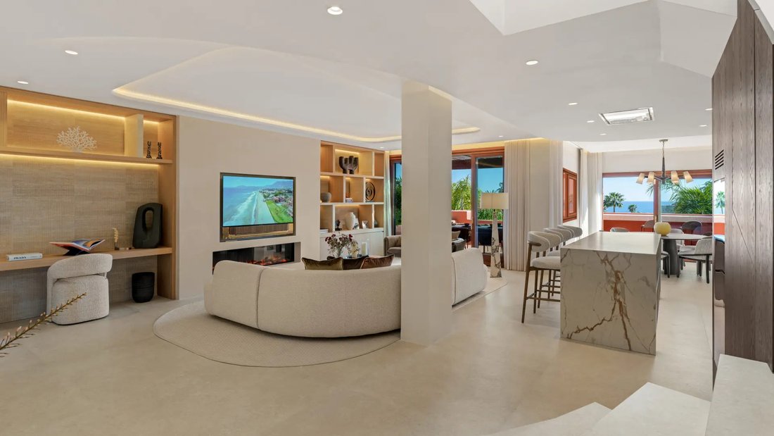 Apartment in Estepona, Andalusia, Spain 3 - 17923611