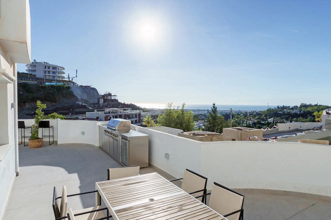 Apartment in La Quinta, Benahavis, Andalusia 1 - 17923730