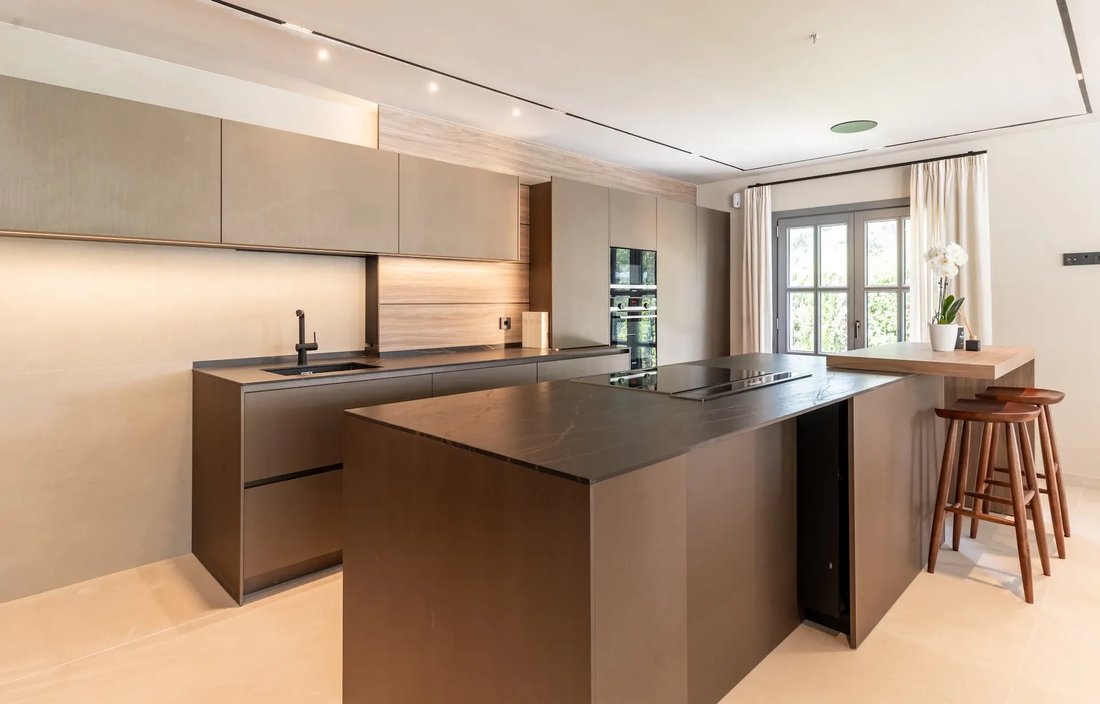 Villa in Estepona, Andalusia, Spain 4 - 17920385