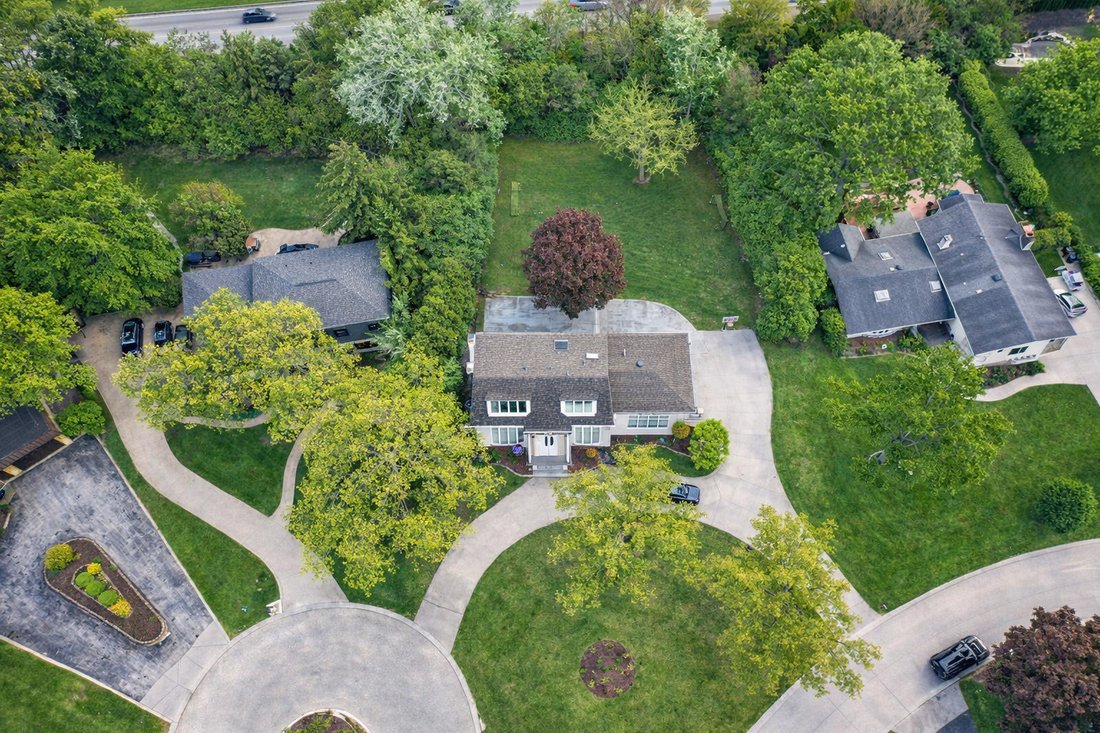 House in Oak Brook, Illinois, United States 2 - 17922235