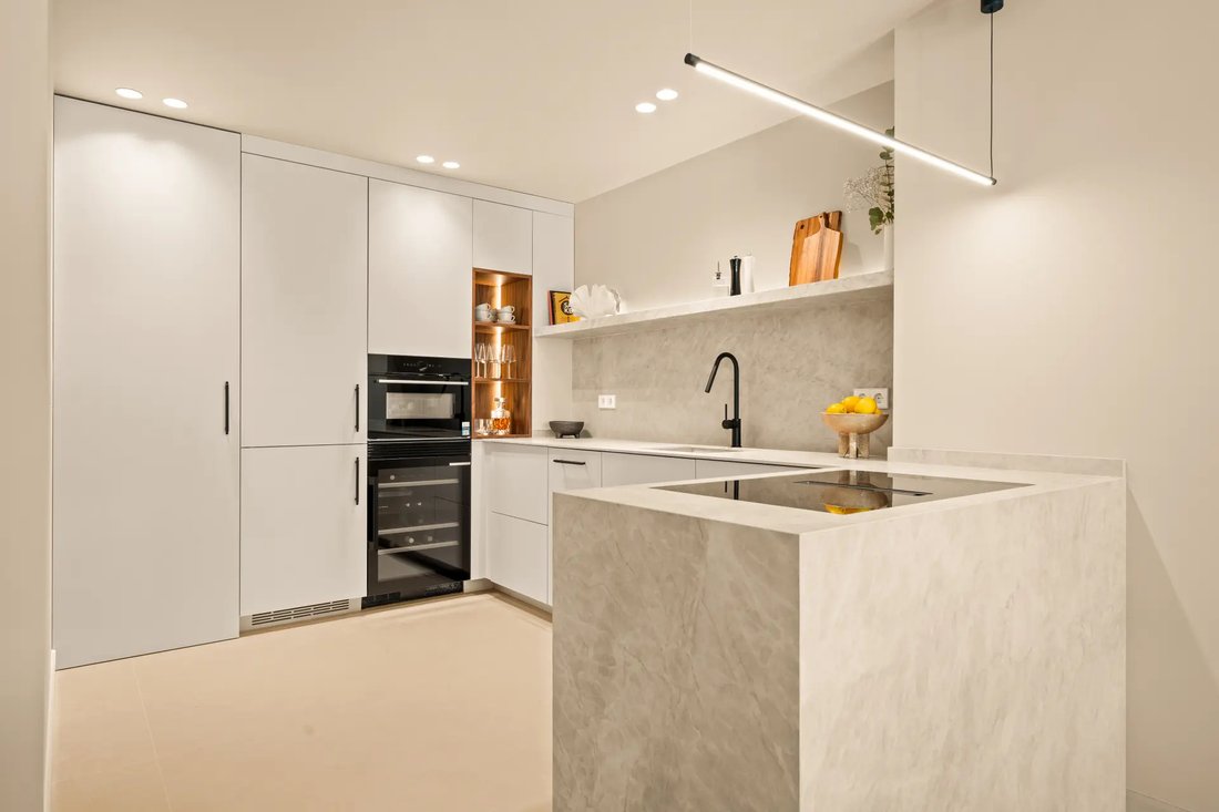 Apartment in Benahavis, Andalusia, Spain 2 - 17923697
