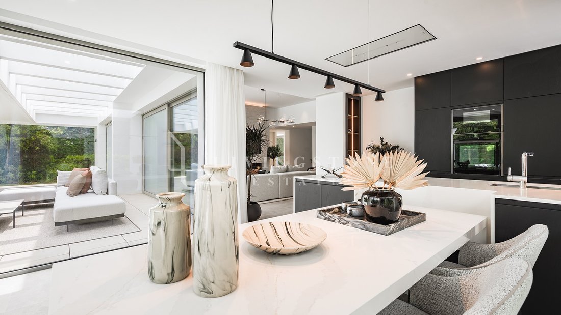 Villa in Estepona, Andalusia, Spain 3 - 17920354