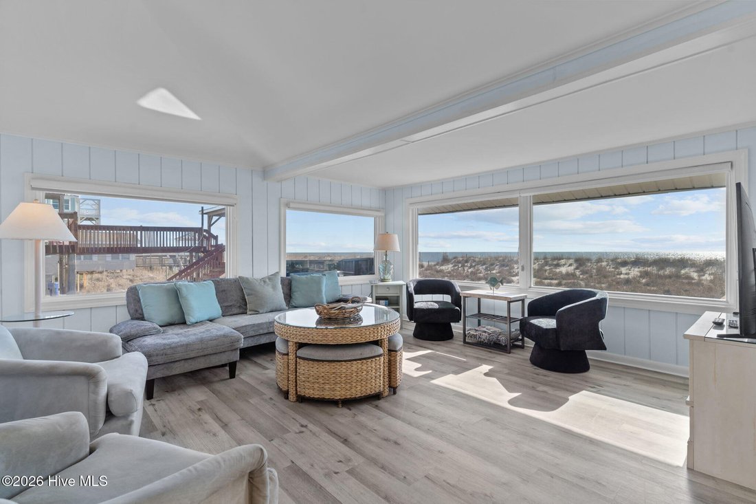 House in Oak Island, North Carolina, United States 3 - 17916831