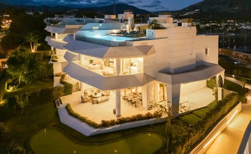 Villa en Nueva Andalucía, Marbella, España 1