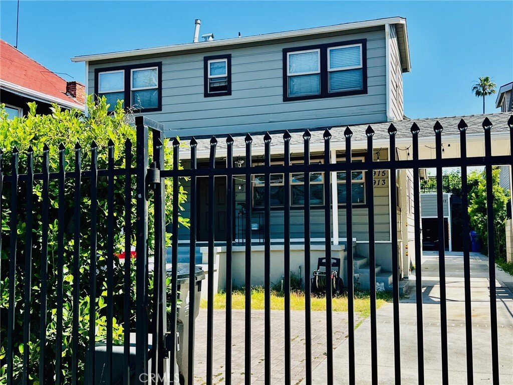 House in Los Angeles, California, United States 1 - 17916134