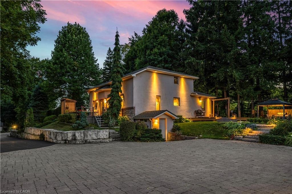 House in Hamilton, Ontario, Canada 4 - 17922881
