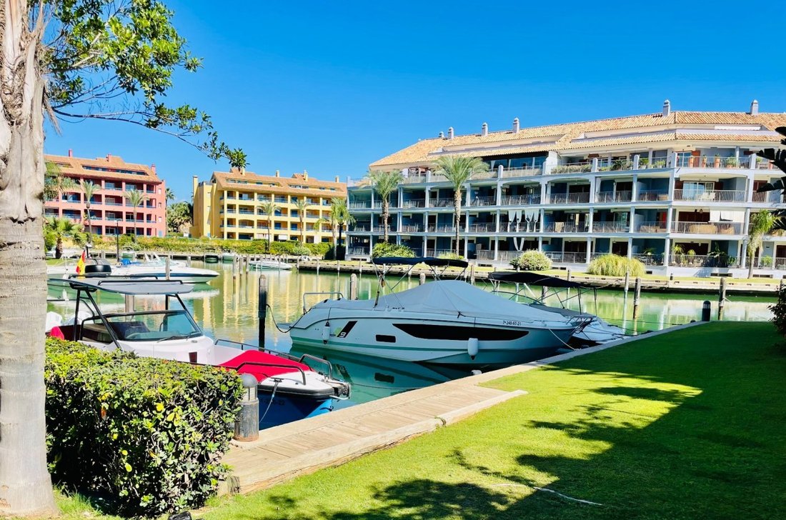 Apartment in Sotogrande, San Roque, Andalusia 4 - 17919774