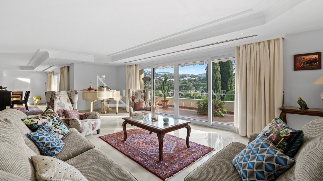 Villa in Rio Real, Marbella, Andalusia 3 - 17920219