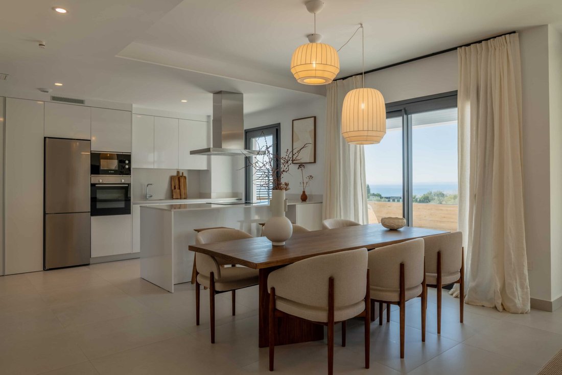 Apartment in Marbella, Andalusia, Spain 4 - 17921450