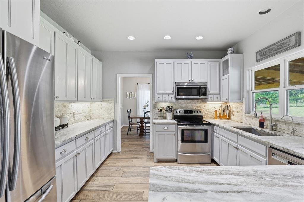 House in Weatherford, Texas, United States 3 - 17917622