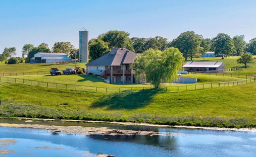 House in Marshfield, Missouri, United States 1