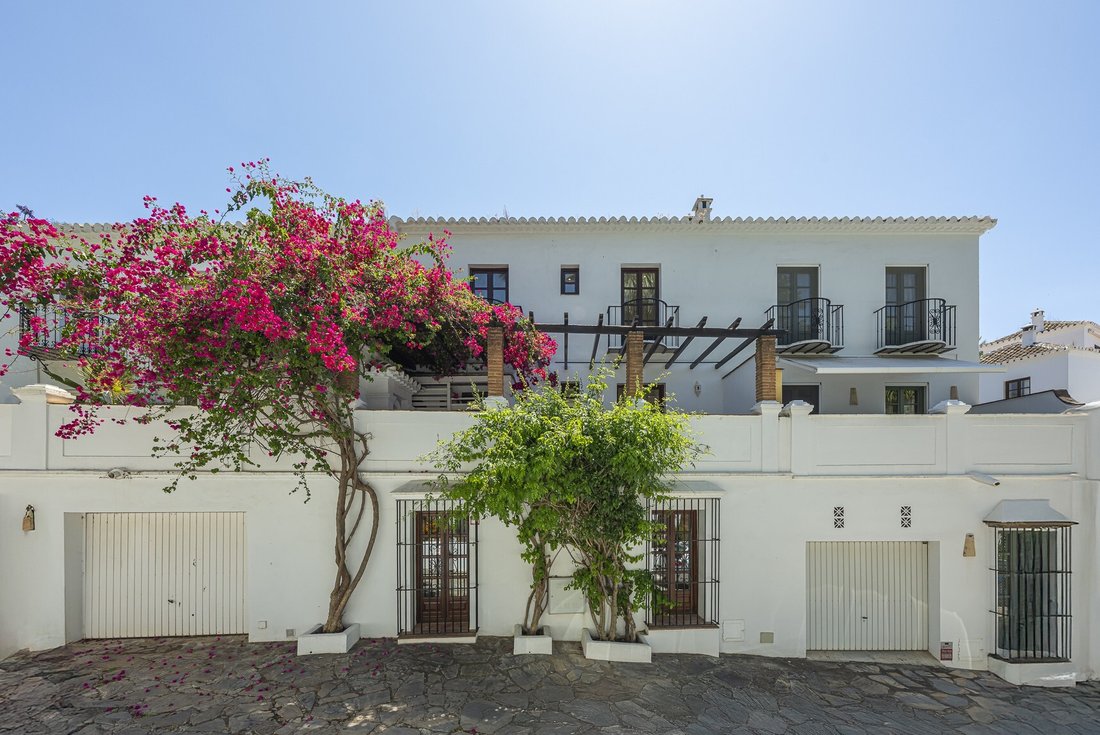 Townhouse in Marbella, Andalusia, Spain 3 - 17920036